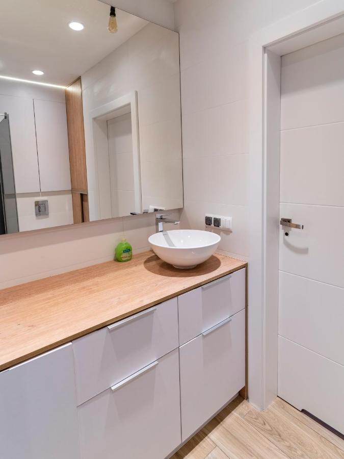 First -- Green Zoliborz Apartment 2 Варшава Экстерьер фото