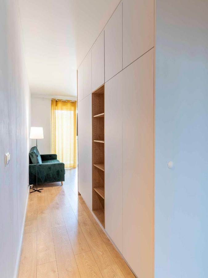 First -- Green Zoliborz Apartment 2 Варшава Экстерьер фото