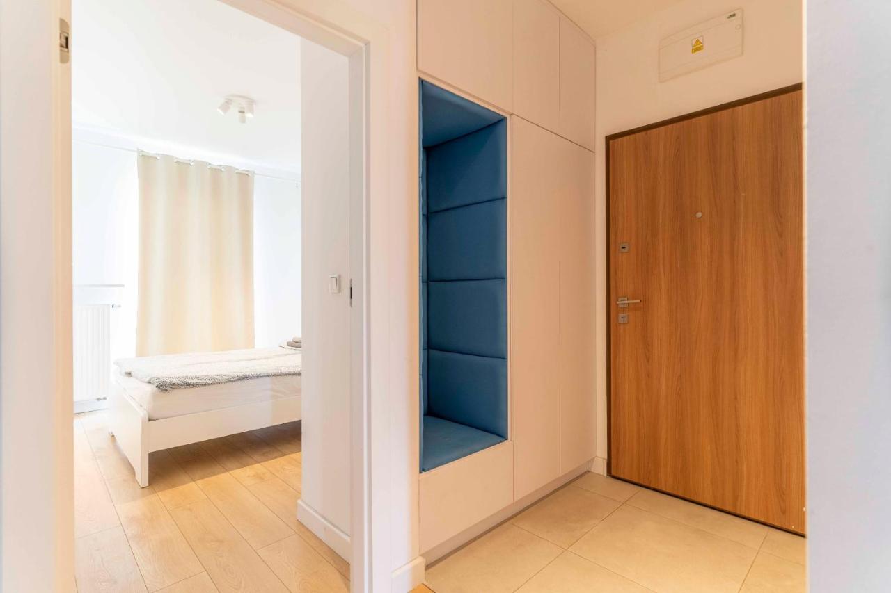 First -- Green Zoliborz Apartment 2 Варшава Экстерьер фото