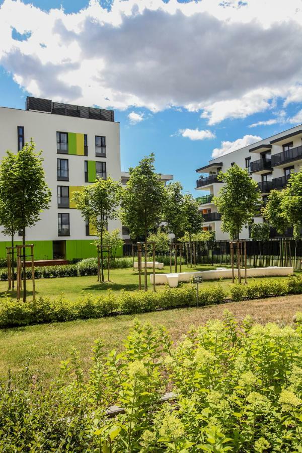 First -- Green Zoliborz Apartment 2 Варшава Экстерьер фото